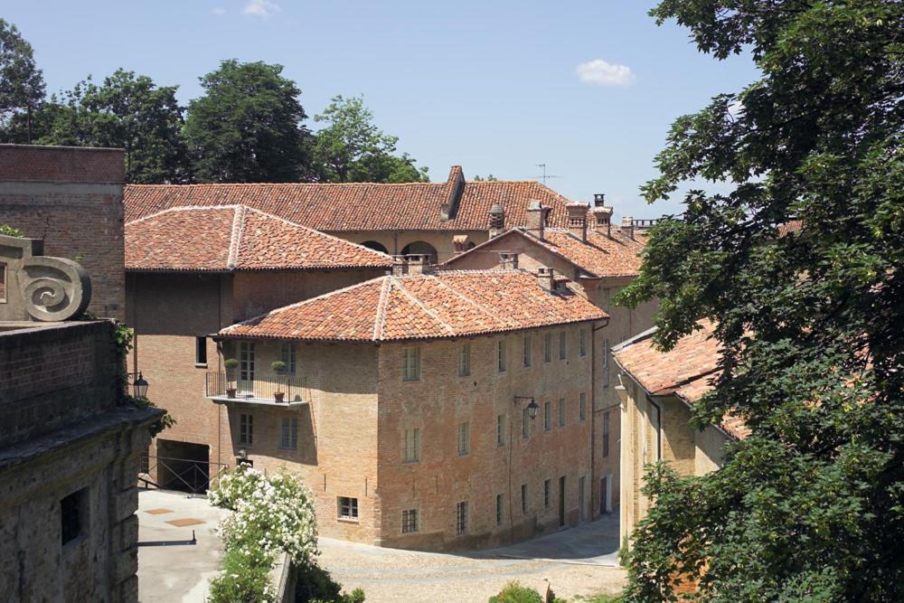 Marchesi Alfieri - Cantine E Ospitalita San Martino Alfieri Εξωτερικό φωτογραφία