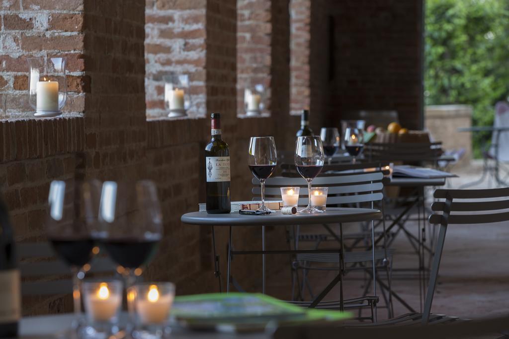 Marchesi Alfieri - Cantine E Ospitalita San Martino Alfieri Εξωτερικό φωτογραφία
