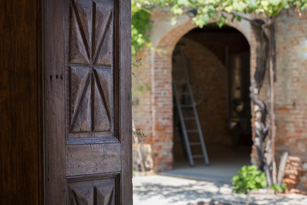 Marchesi Alfieri - Cantine E Ospitalita San Martino Alfieri Εξωτερικό φωτογραφία